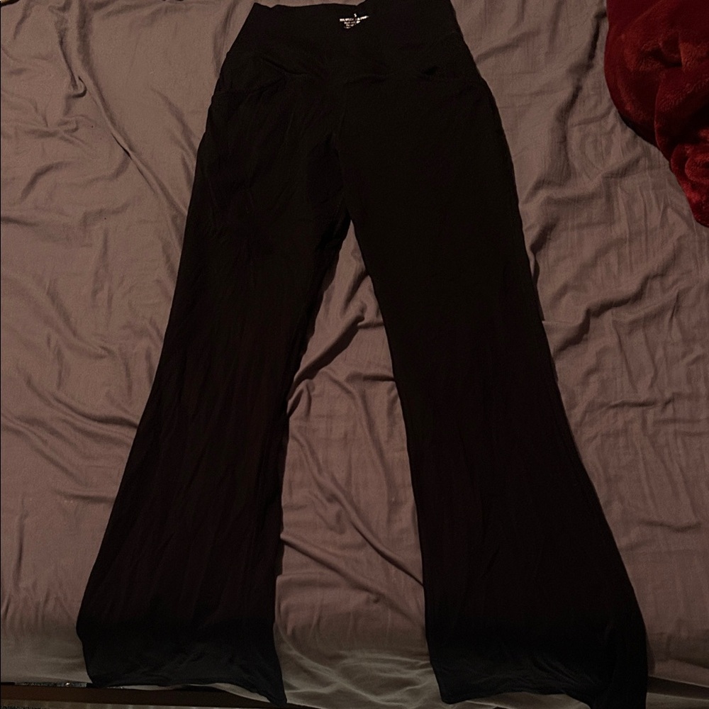 Women's Black Wide-Leg Yoga Pants